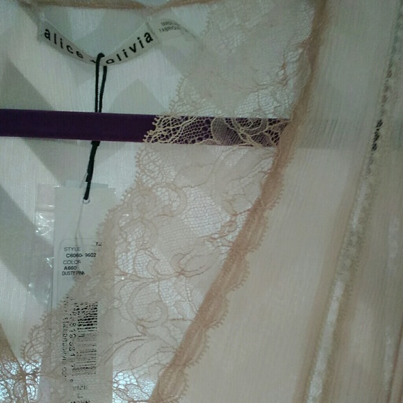 Alice + Olivia top - Picture 2 of 7